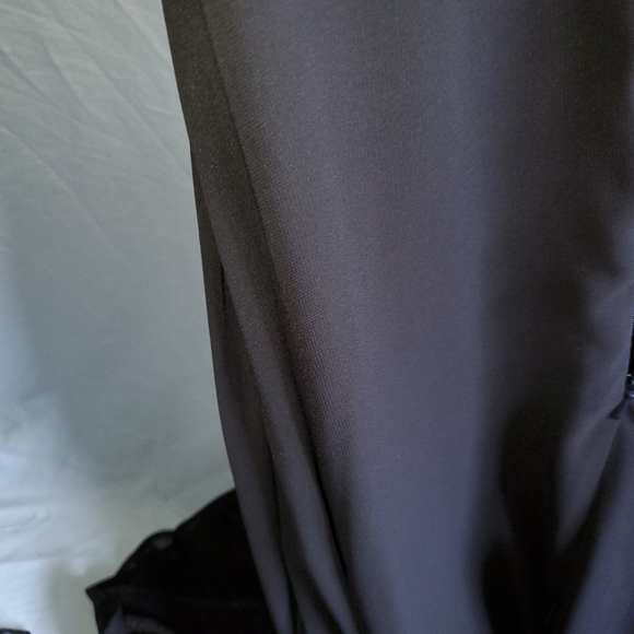 Bari Jay Black Gown Size 12 - Picture 2 of 11